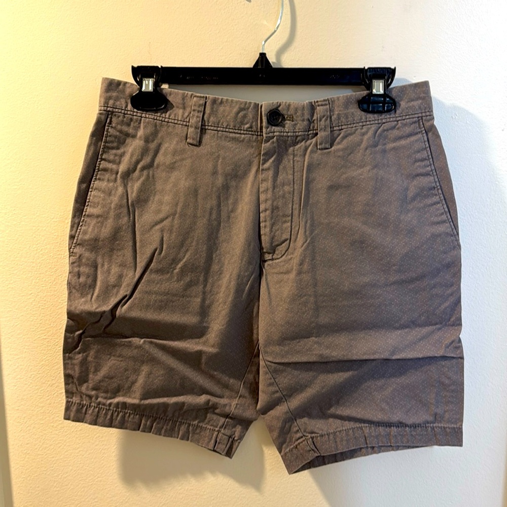 Gray print shorts, size 29